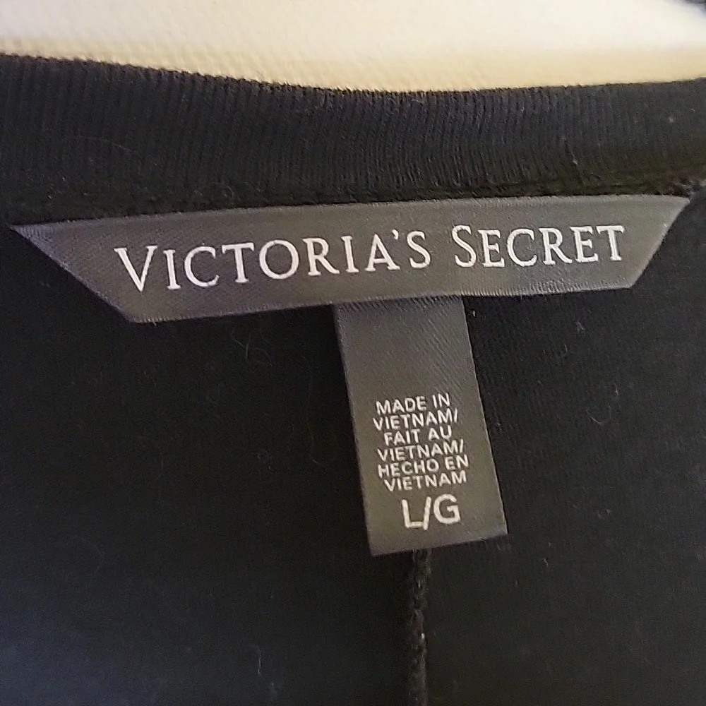 Victoria's secret woman shirt large - Picture 3 of 3